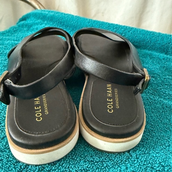 Cole Haan's Grand Series Mira Crossband Sandals, Black Leather Womens Sz 7b - Picture 3 of 9